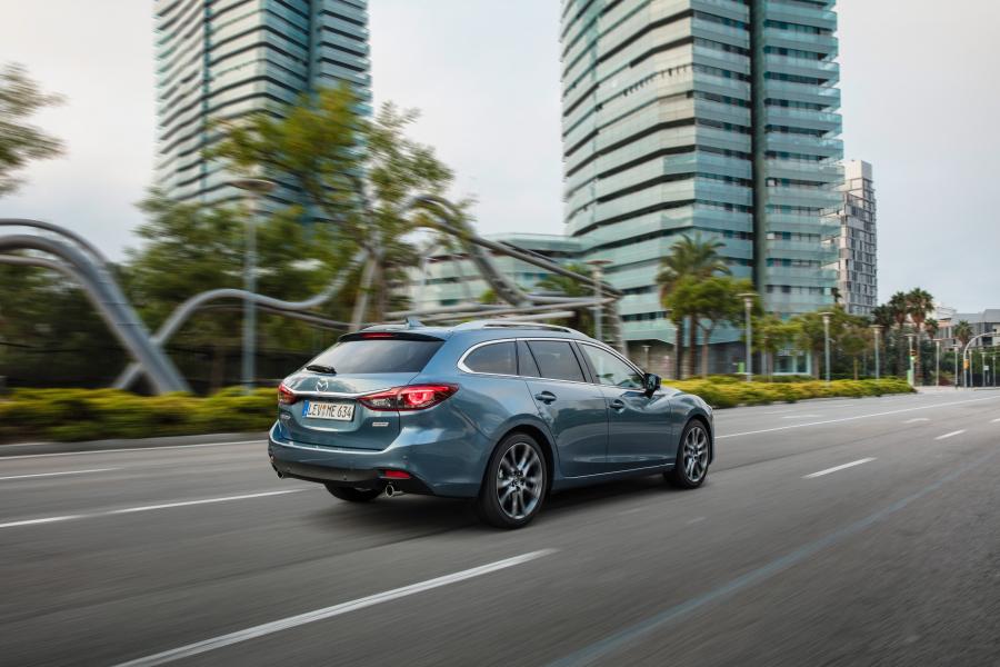  Mazda6 Wagon 2015 года  (фото 22 из 77)